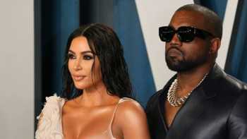 Kim Kardashian 'files to divorce Kanye West'