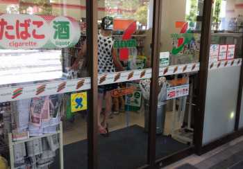 Seven-Eleven steps up work-life support for foreign workers