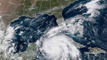 Hurricane Ian: Florida warned to brace for 'major disaster'
