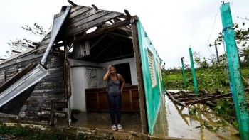 Hurricane Ian: Cuba suffers complete blackout after storm