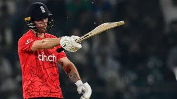 Phil Salt's 88 not out powers England to series-squaring victory