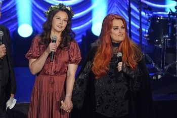 Tennessee high court reverses Naomi Judd death investigation order