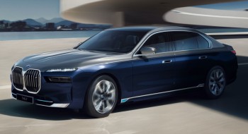 Tokyo MK unveils new fleet of fully electric luxury limousines