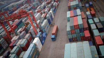 South Korean exports fall 2.7% in Jan 1-20 period