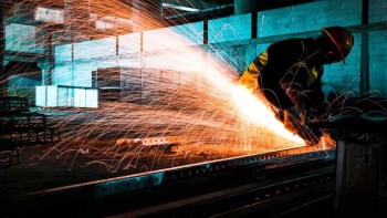 Global Metal Fabrication Services: Industry Trends and Product Sourcing