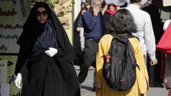 Iran hijab bill: Women face 10 years in jail for 'inappropriate' dress