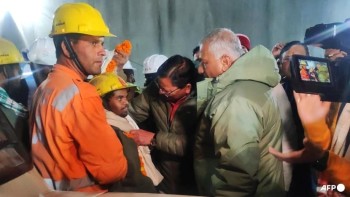 Jubilation in India as all 41 workers trapped in tunnel for 17 days rescued